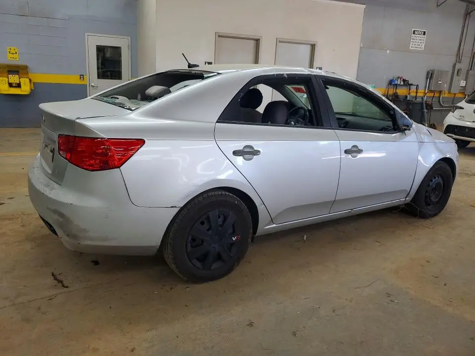 2010 KIA FORTE EX  