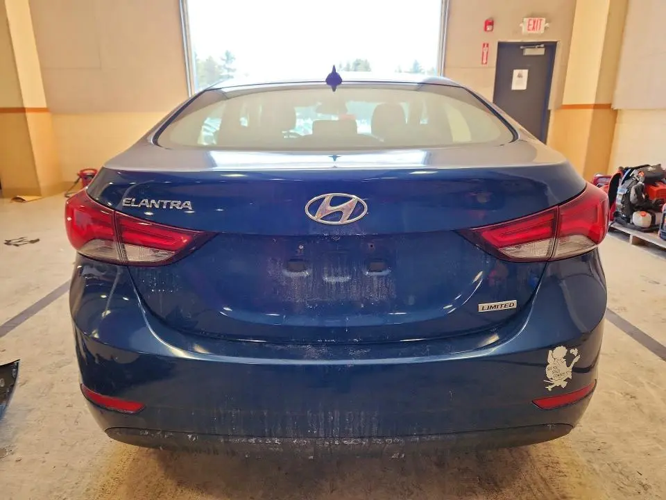 2014 HYUNDAI ELANTRA SE  