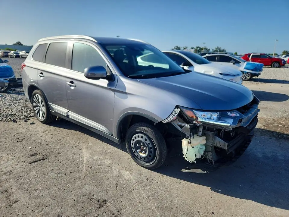 2020 MITSUBISHI OUTLANDER SE  
