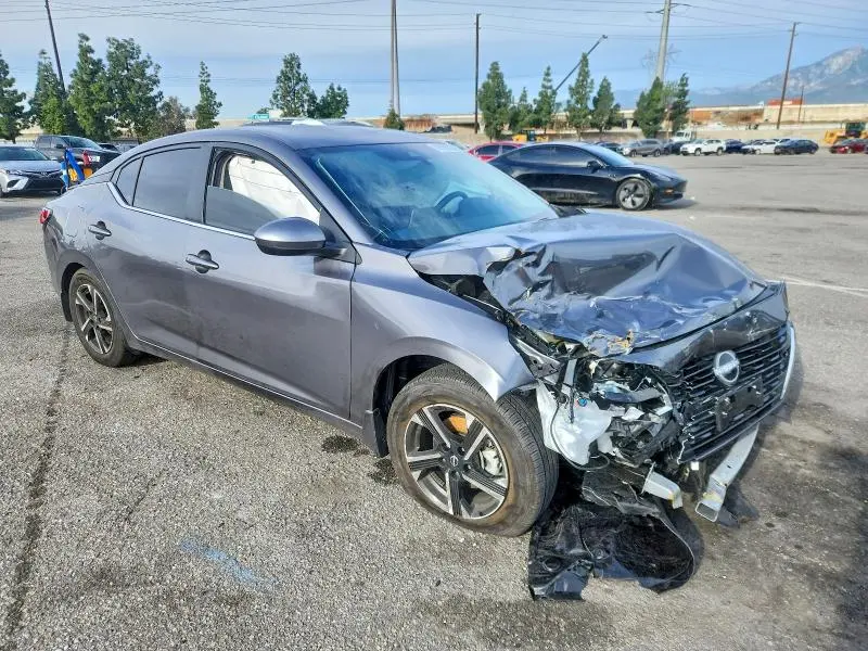 2025 NISSAN SENTRA SV  