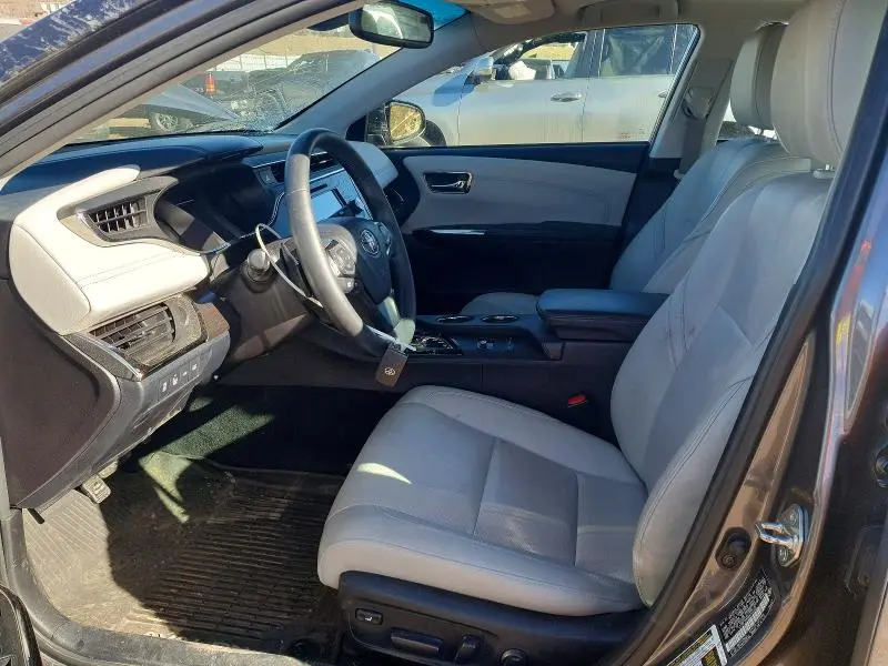 2016 TOYOTA AVALON XLE  