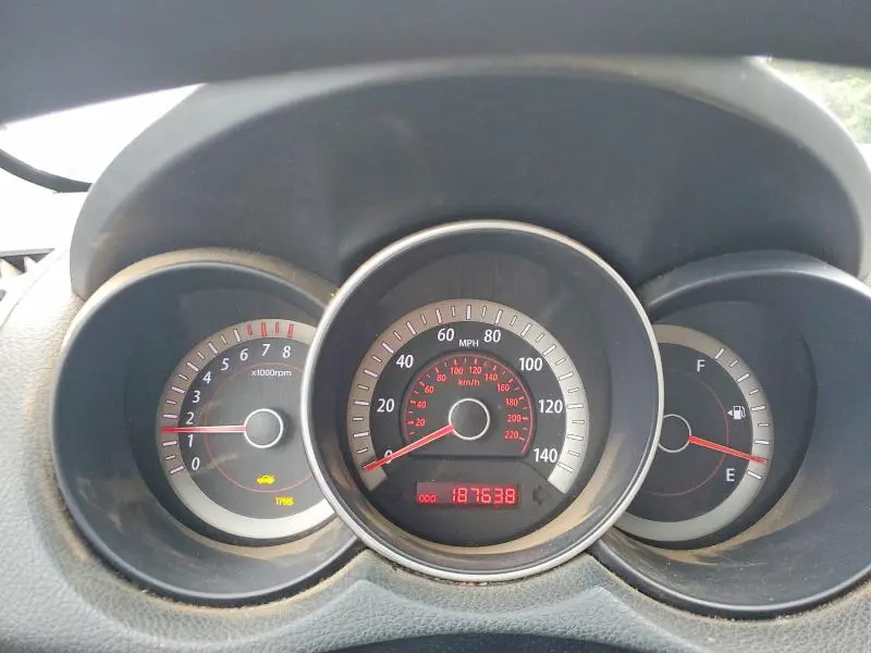 2010 KIA FORTE LX  
