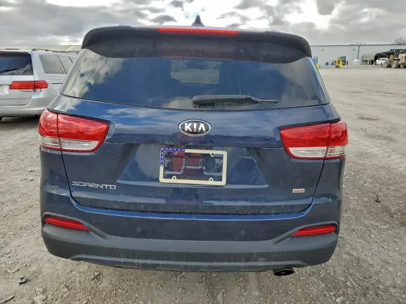 2017 KIA SORENTO LX  