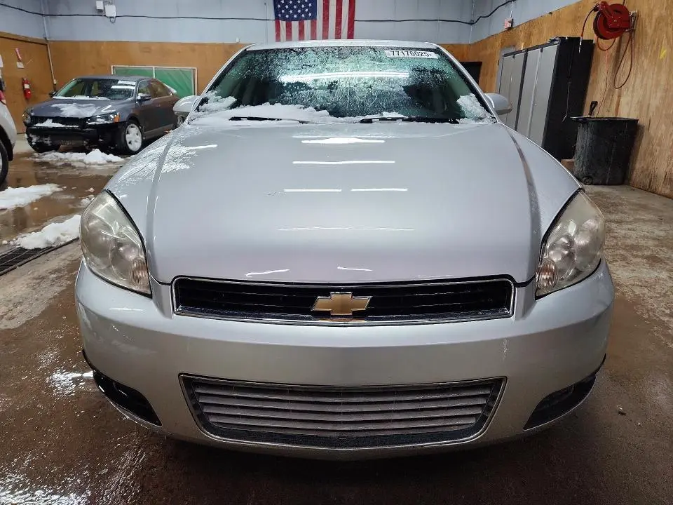 2011 CHEVROLET IMPALA LT  