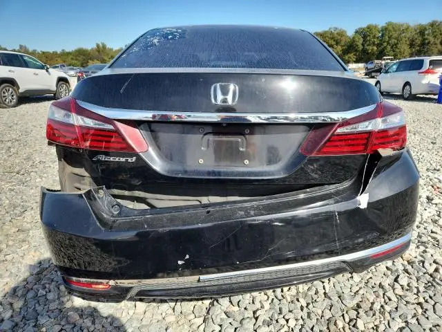 2017 HONDA ACCORD LX  