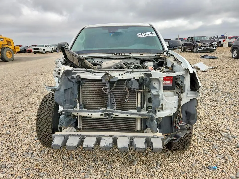 2020 TOYOTA TACOMA SR  