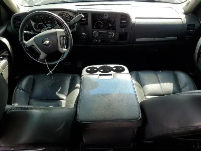 2011 CHEVROLET SILVERADO K1500 LT  