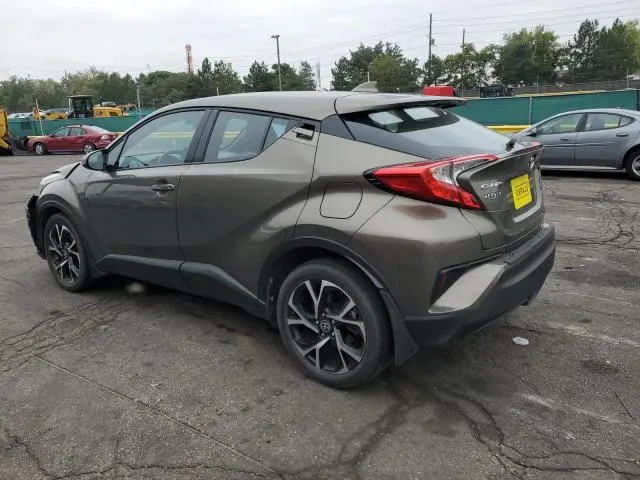 2021 TOYOTA C-HR XLE  