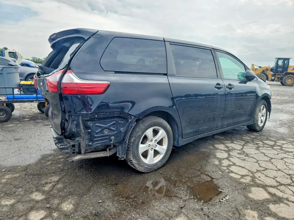 2020 TOYOTA SIENNA L  