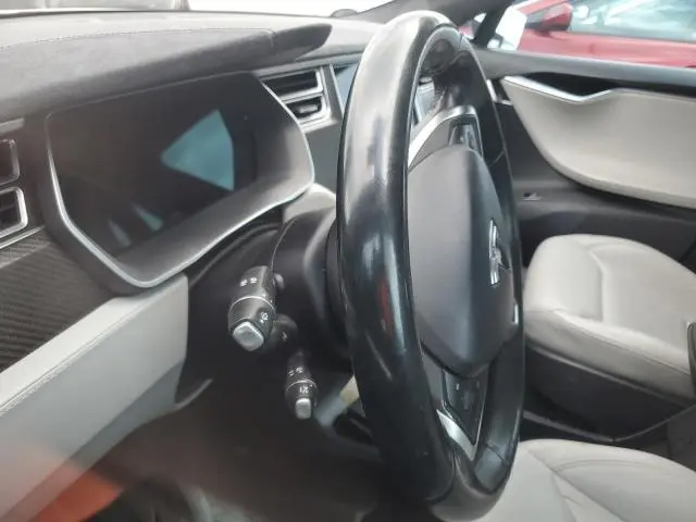 2015 TESLA MODEL S   