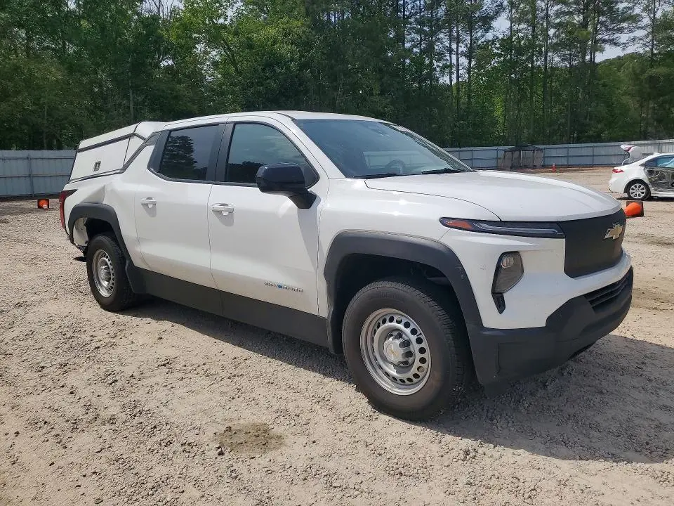 2025 CHEVROLET SILVERADO   