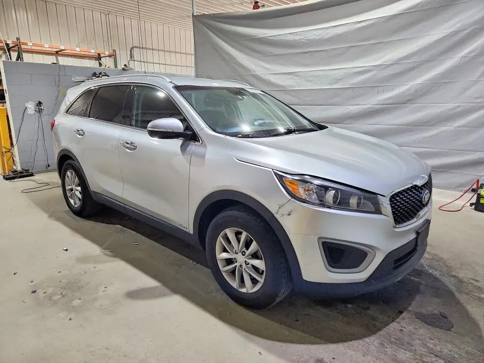 2018 KIA SORENTO LX  