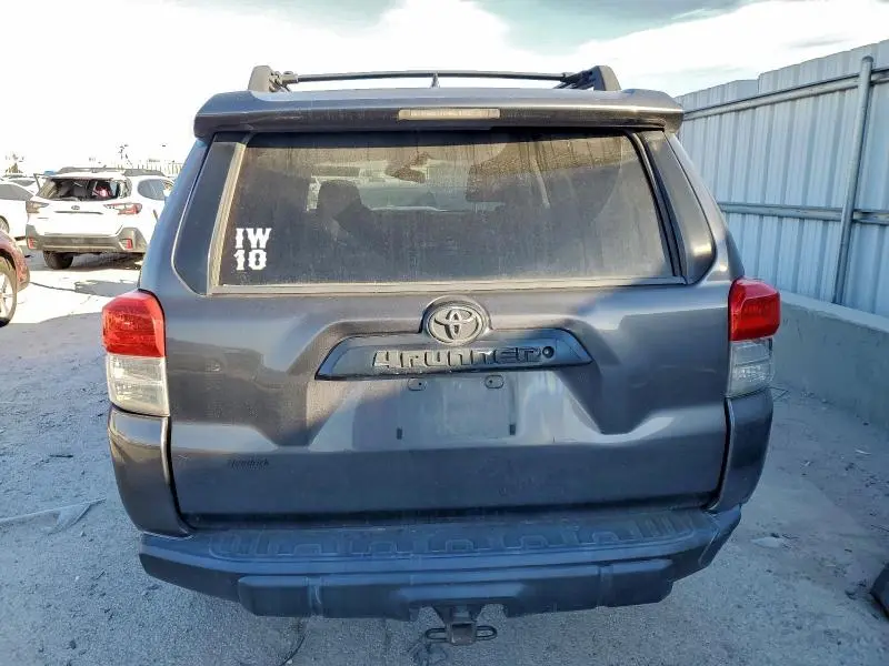 2010 TOYOTA 4RUNNER SR5  