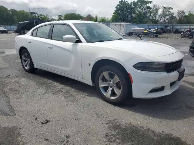 2015 DODGE CHARGER SXT