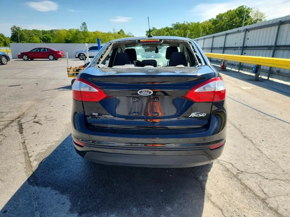 2018 FORD FIESTA SE  