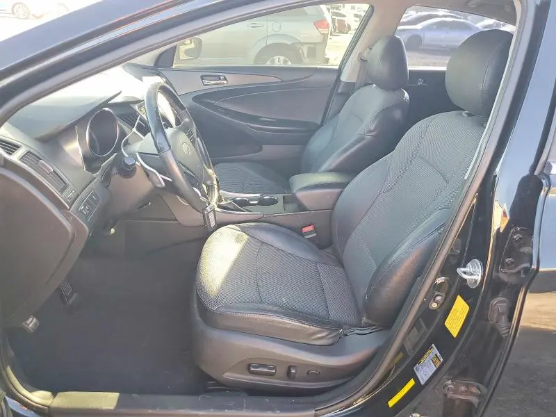 2011 HYUNDAI SONATA SE  