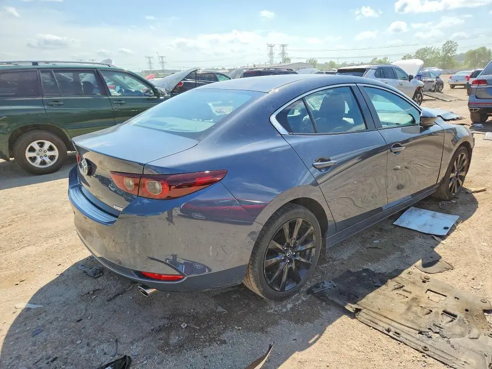 2025 MAZDA 3 PREFERRED  