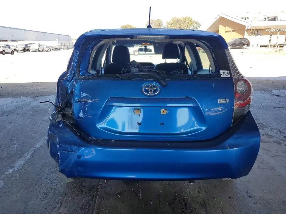 2012 TOYOTA PRIUS C TWO  