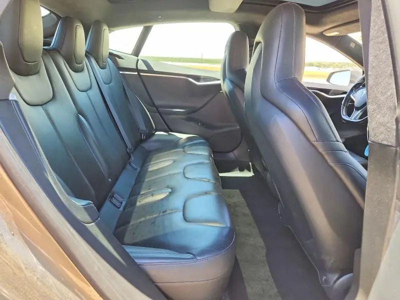2015 TESLA MODEL S 70D  