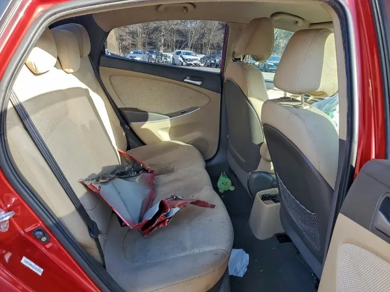 2012 HYUNDAI ACCENT GLS  