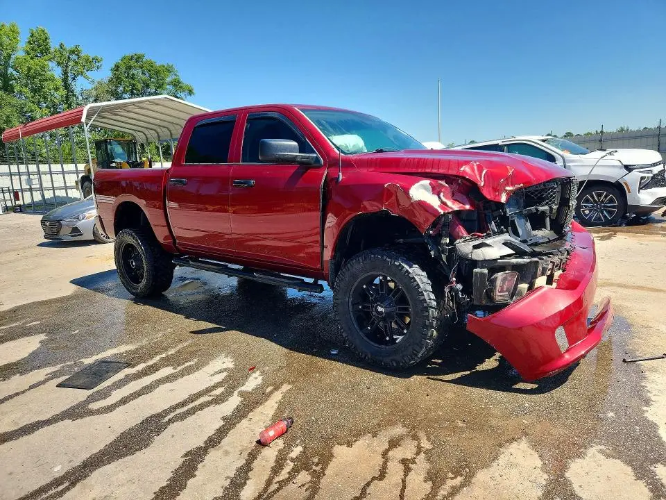 2015 RAM 1500 ST  
