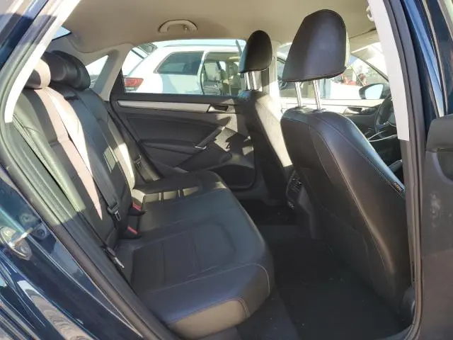 2020 VOLKSWAGEN PASSAT SE  