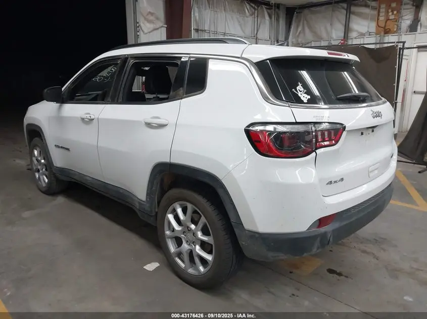 2024 JEEP COMPASS LATITUDE LUX FWD