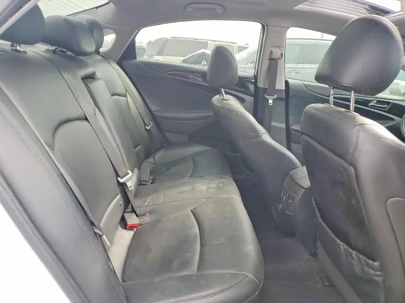 2012 HYUNDAI SONATA SE  