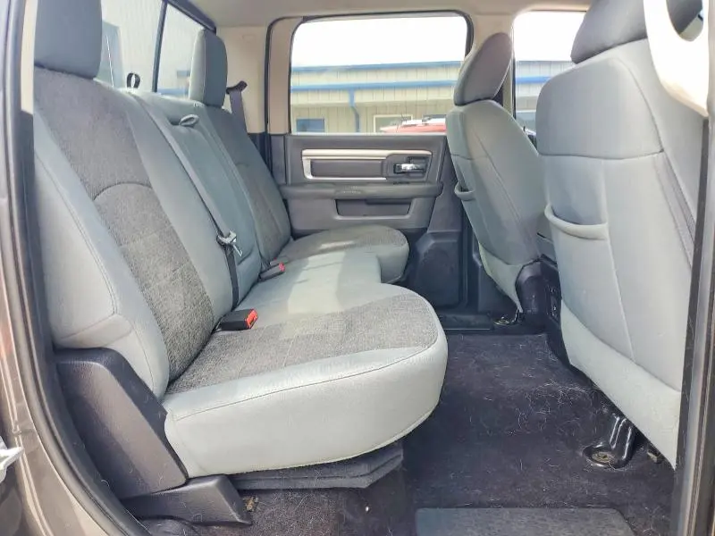 2016 RAM 2500 SLT  