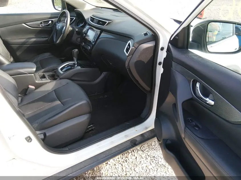 2015 NISSAN ROGUE SL