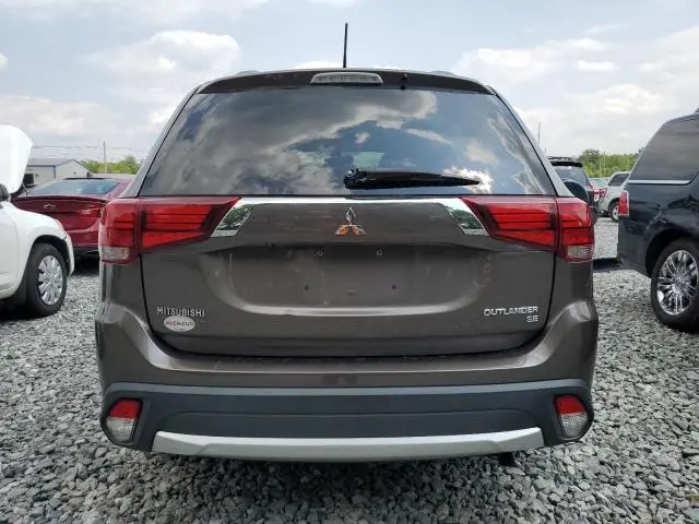 2016 MITSUBISHI OUTLANDER SE  