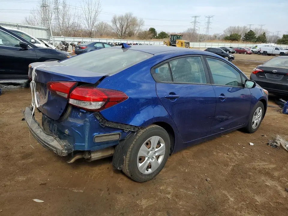 2018 KIA FORTE LX  