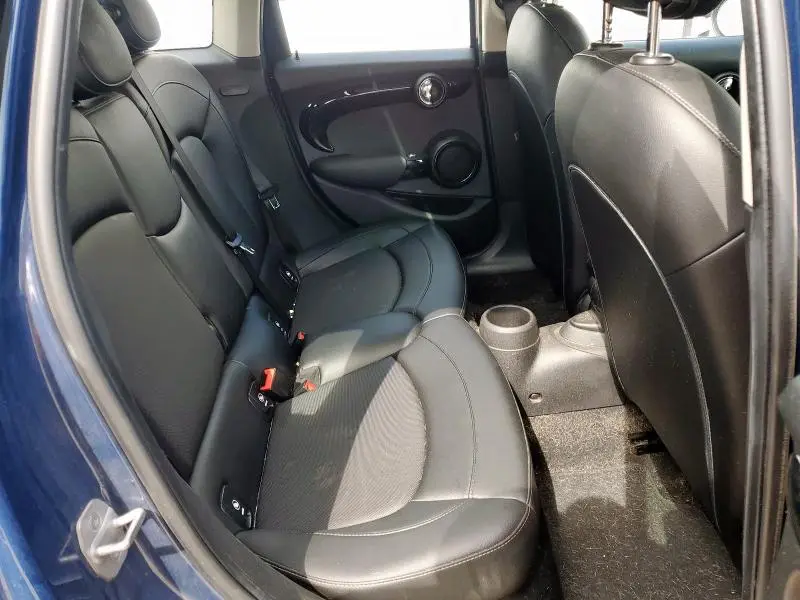 2016 MINI COOPER   