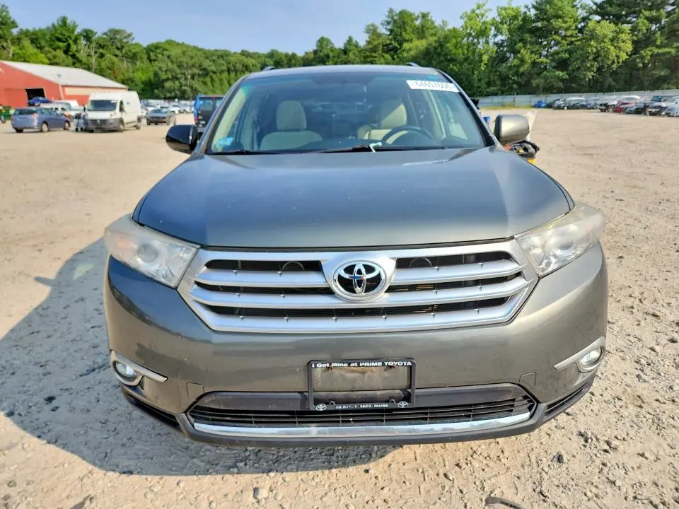 2012 TOYOTA HIGHLANDER BASE  