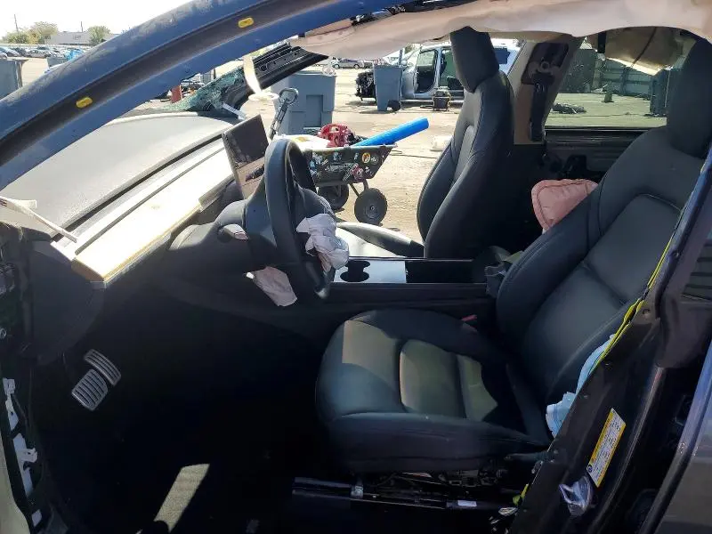 2022 TESL MODEL Y   