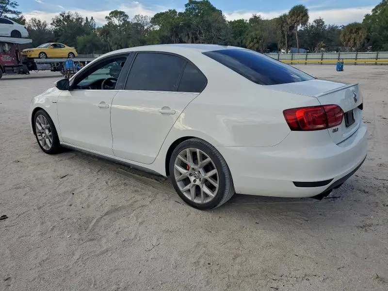 2014 VOLKSWAGEN JETTA GLI  