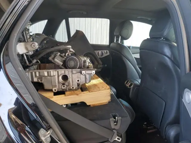 2021 MERCEDES-BENZ GLC 300  