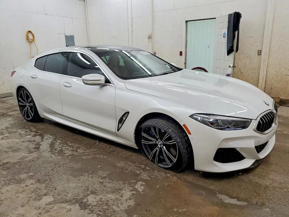 2022 BMW M850XI   