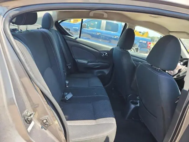 2016 NISSAN VERSA 1.6 SV  