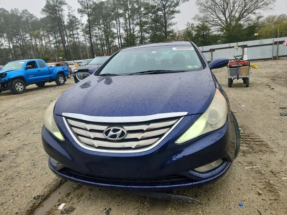 2012 HYUNDAI SONATA SE  