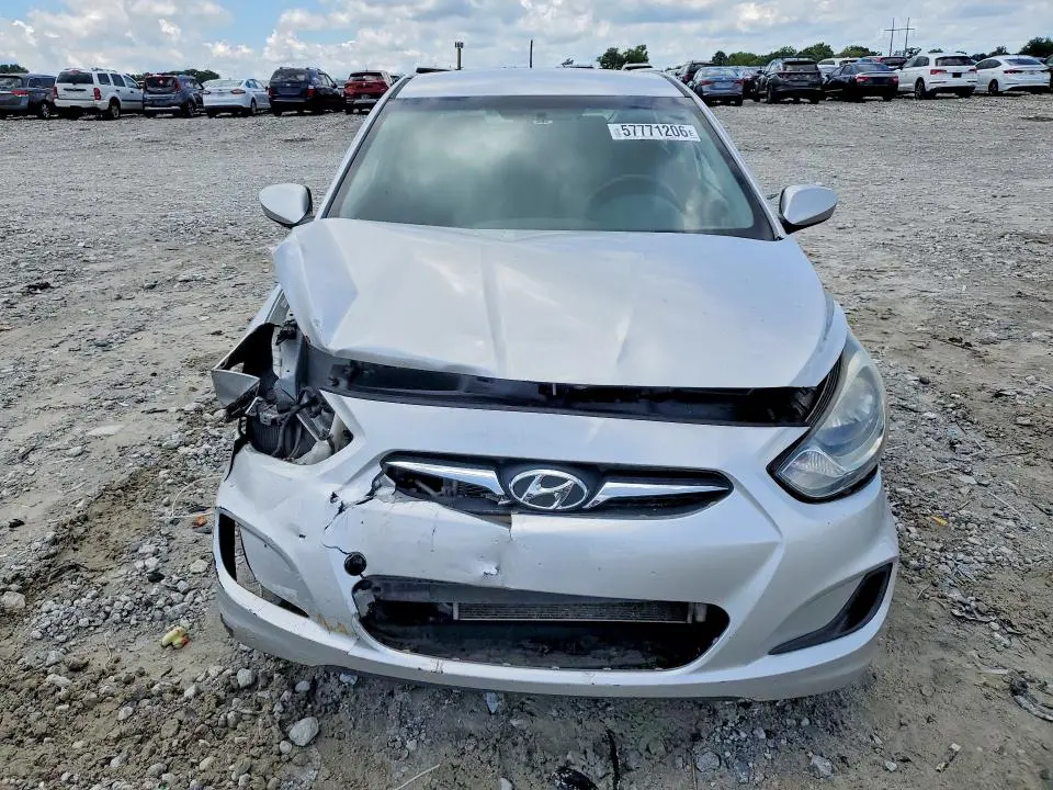 2012 HYUNDAI ACCENT GS  