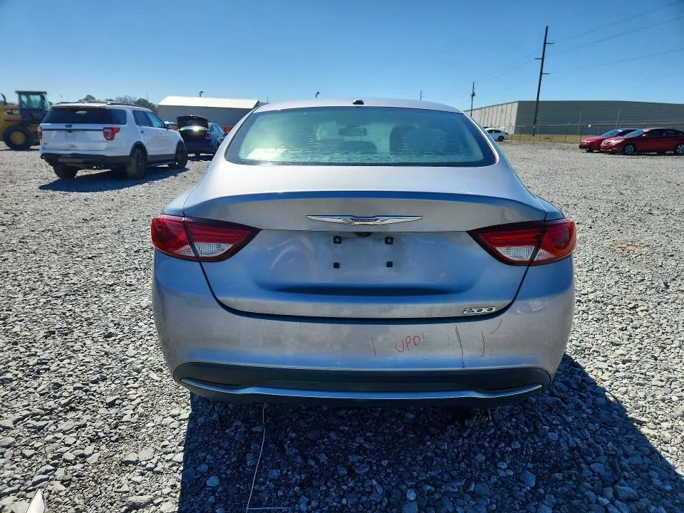 2016 CHRYSLER 200 LIMITED  