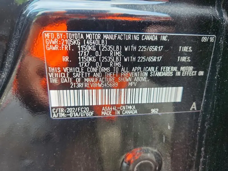 2017 TOYOTA RAV4 XLE  