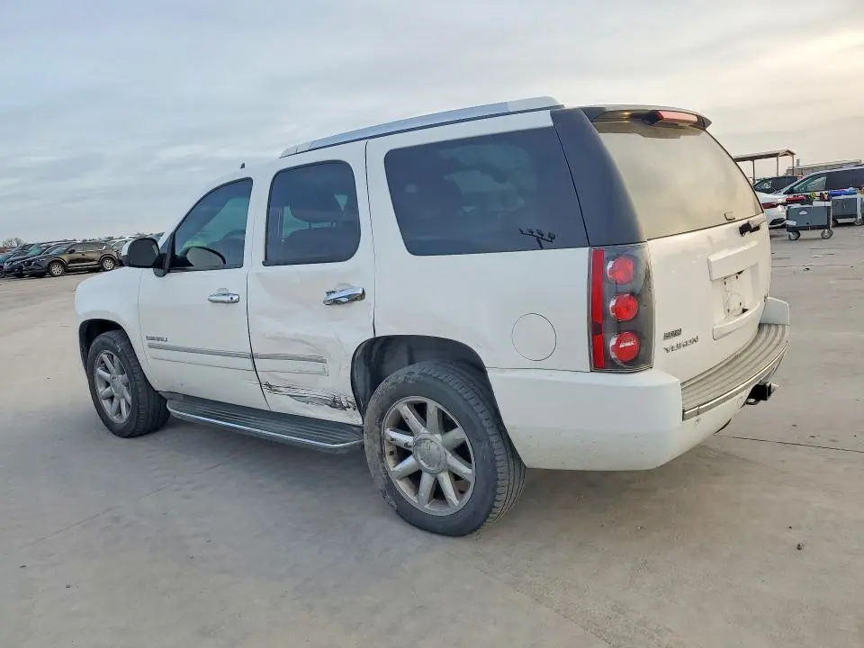 2010 GMC YUKON DENALI  