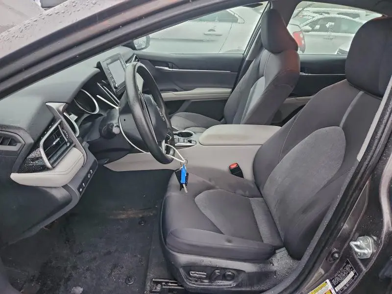 2022 TOYOTA CAMRY LE  