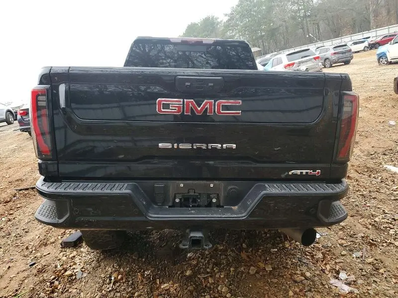 2024 GMC SIERRA K2500 AT4  