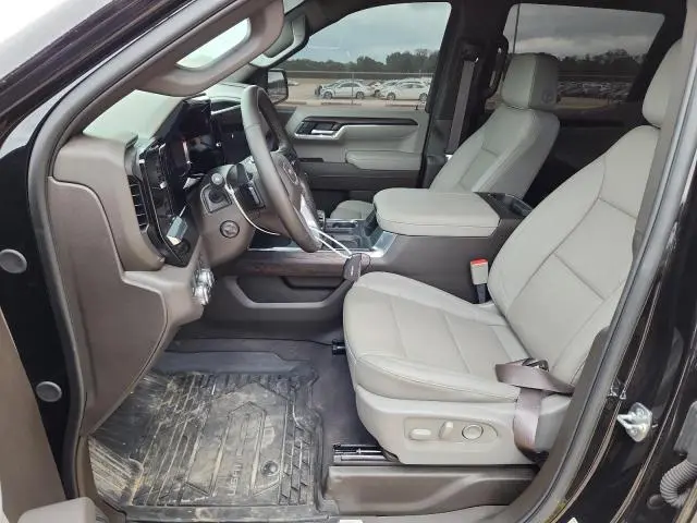 2025 GMC SIERRA K1500 SLT  