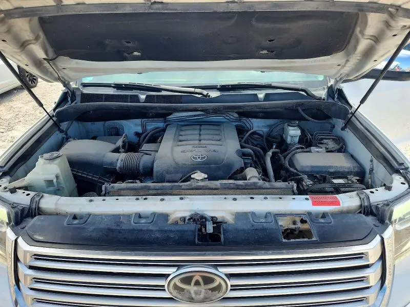 2018 TOYOTA TUNDRA CREWMAX LIMITED  