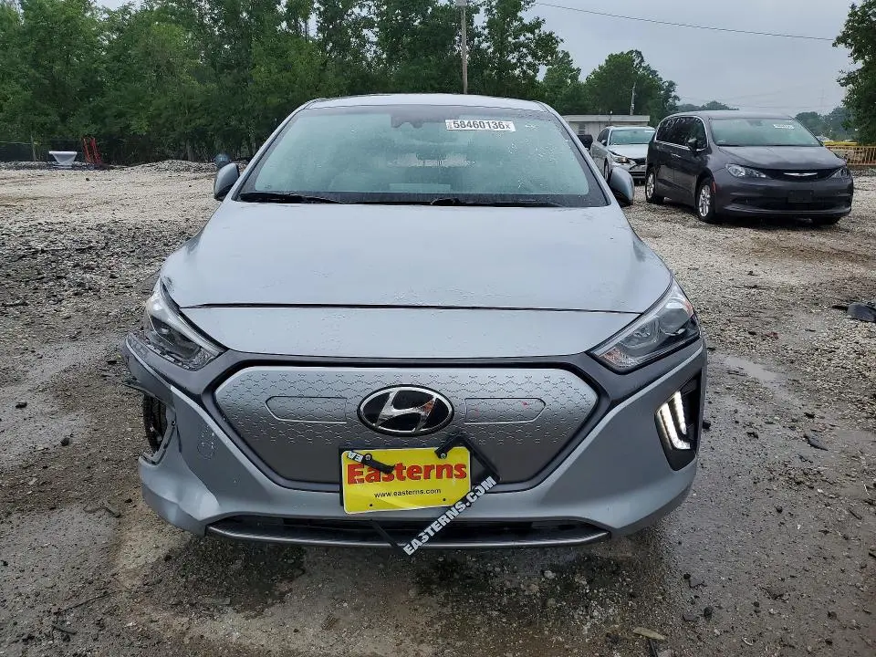 2021 HYUNDAI IONIQ SE  