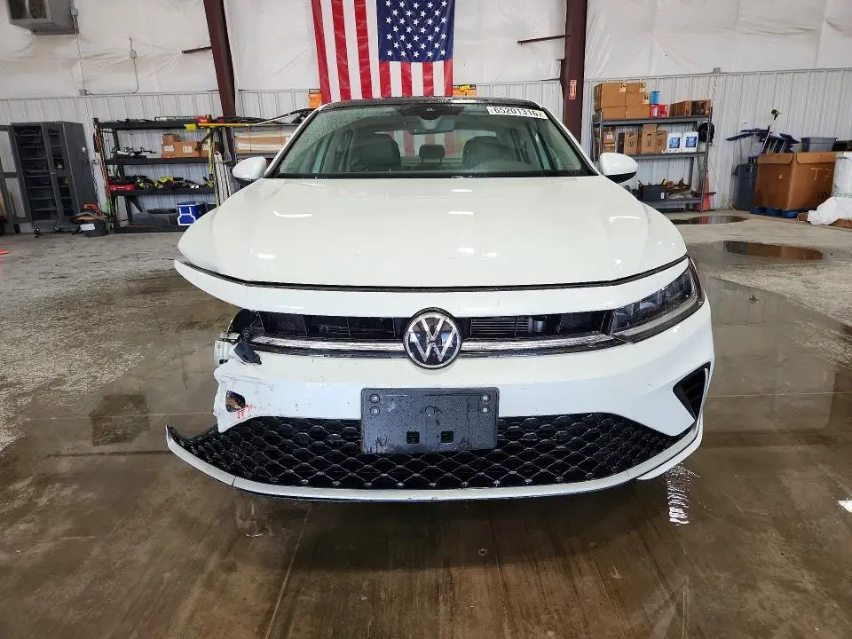2025 VOLKSWAGEN JETTA SE  